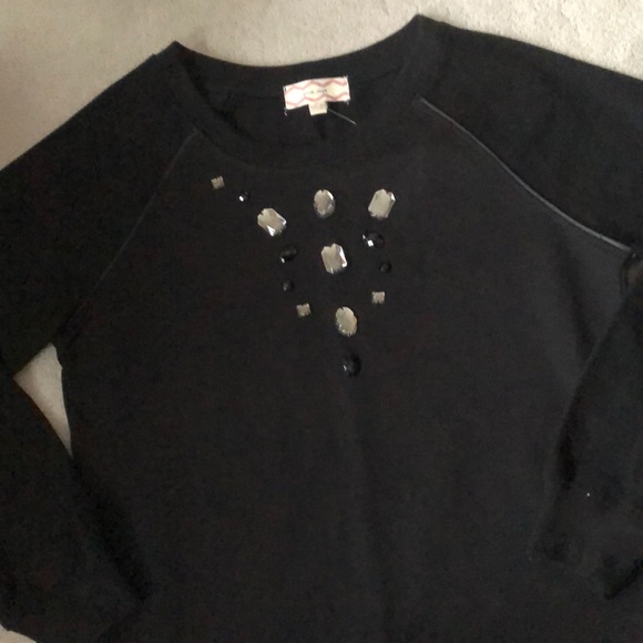 Embellished sweatshirt! - Picture 2 of 4
